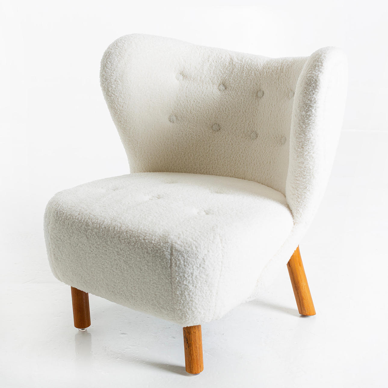 Sessel, Lammfellimitation „Shoreditch“, zeitgenössisch.