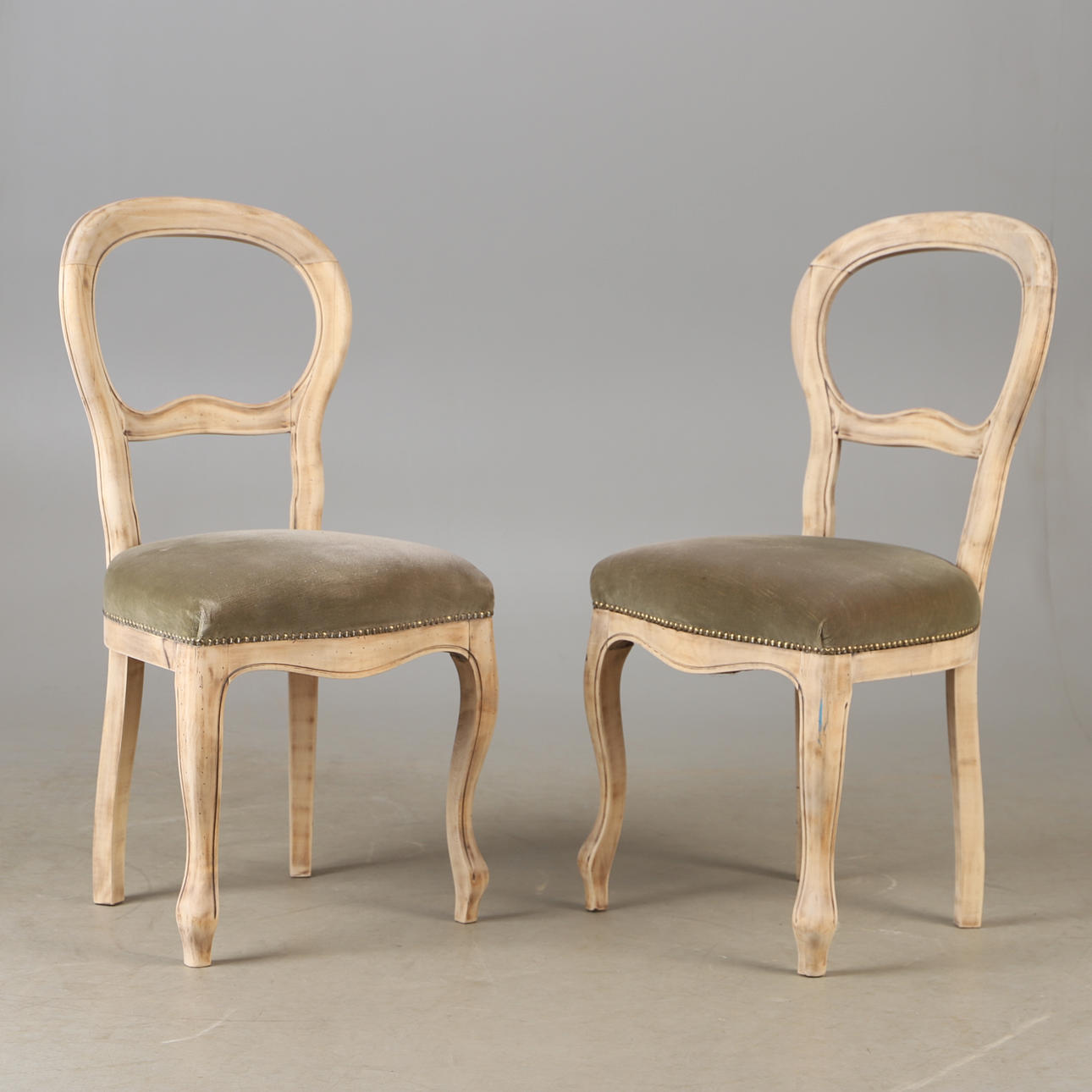 CHAIRS, 1 pair, milled wood, rococo style.