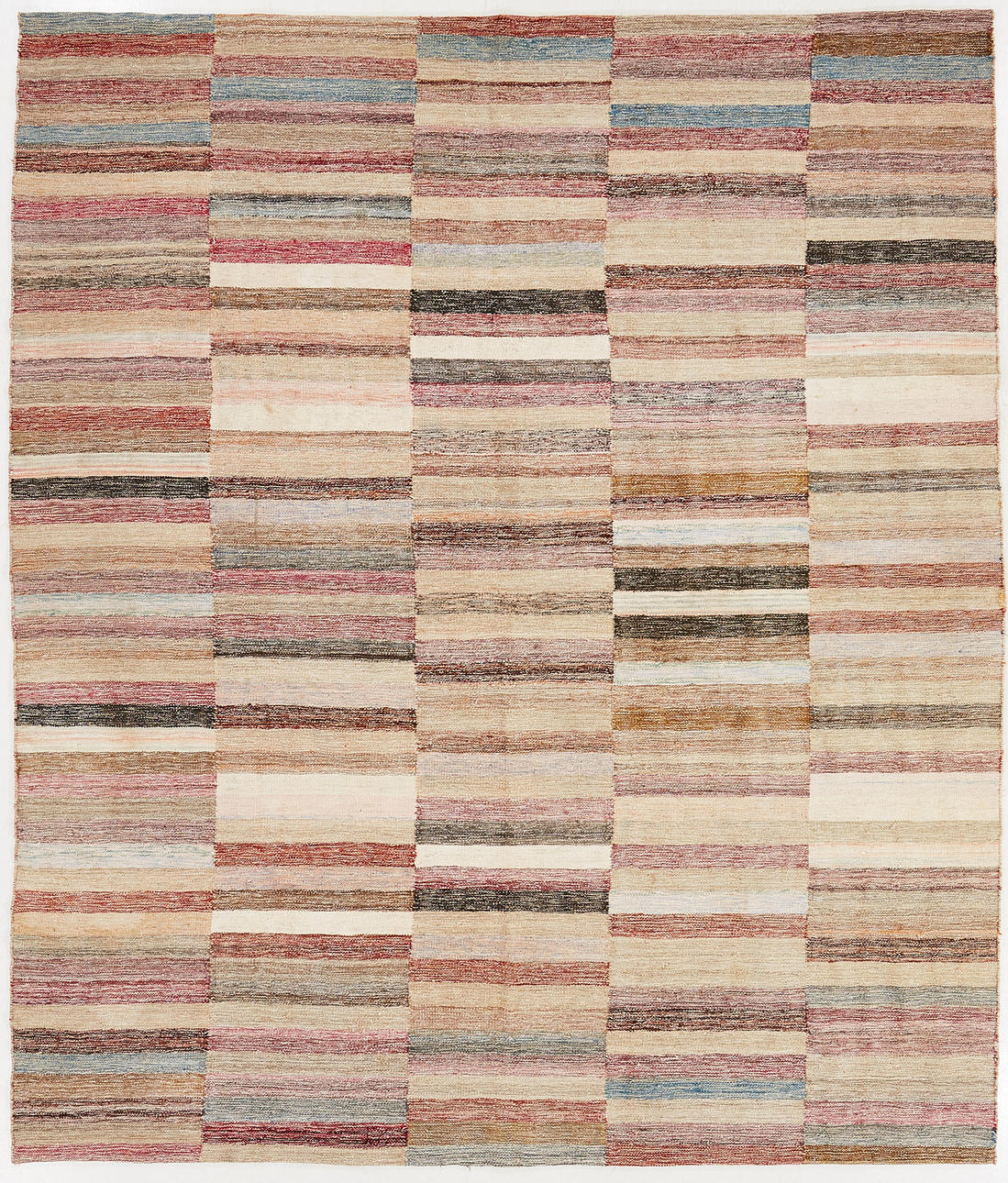 KELIM, supuestamente comprado en Nessim, ca 275x230.