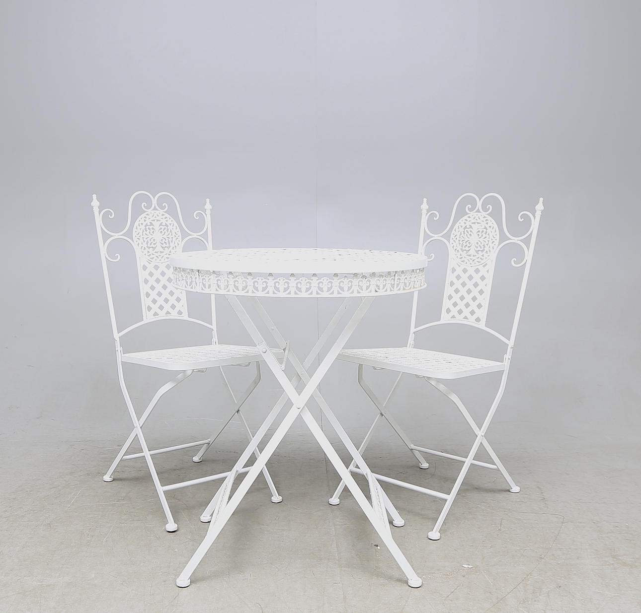 TRÄDGÅRDSGRUPP, 3 delar, metall. 2000-tal.