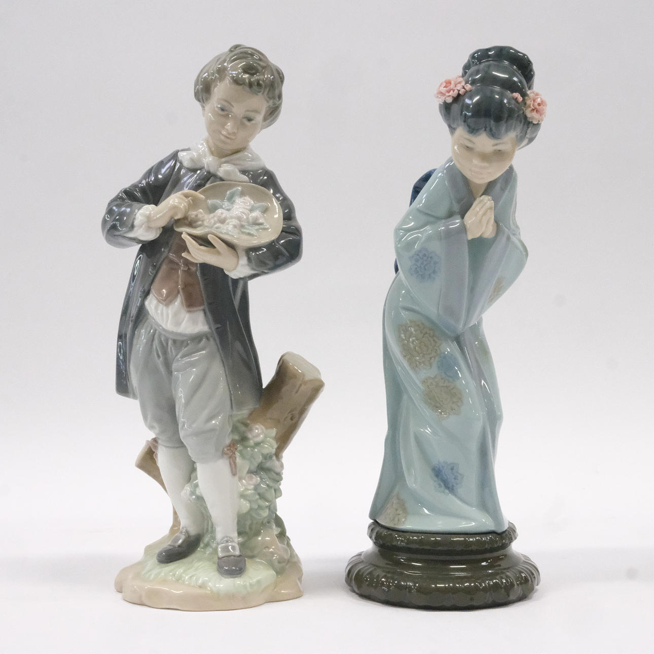 FIGURER, LLADRO, TO STYKKER.