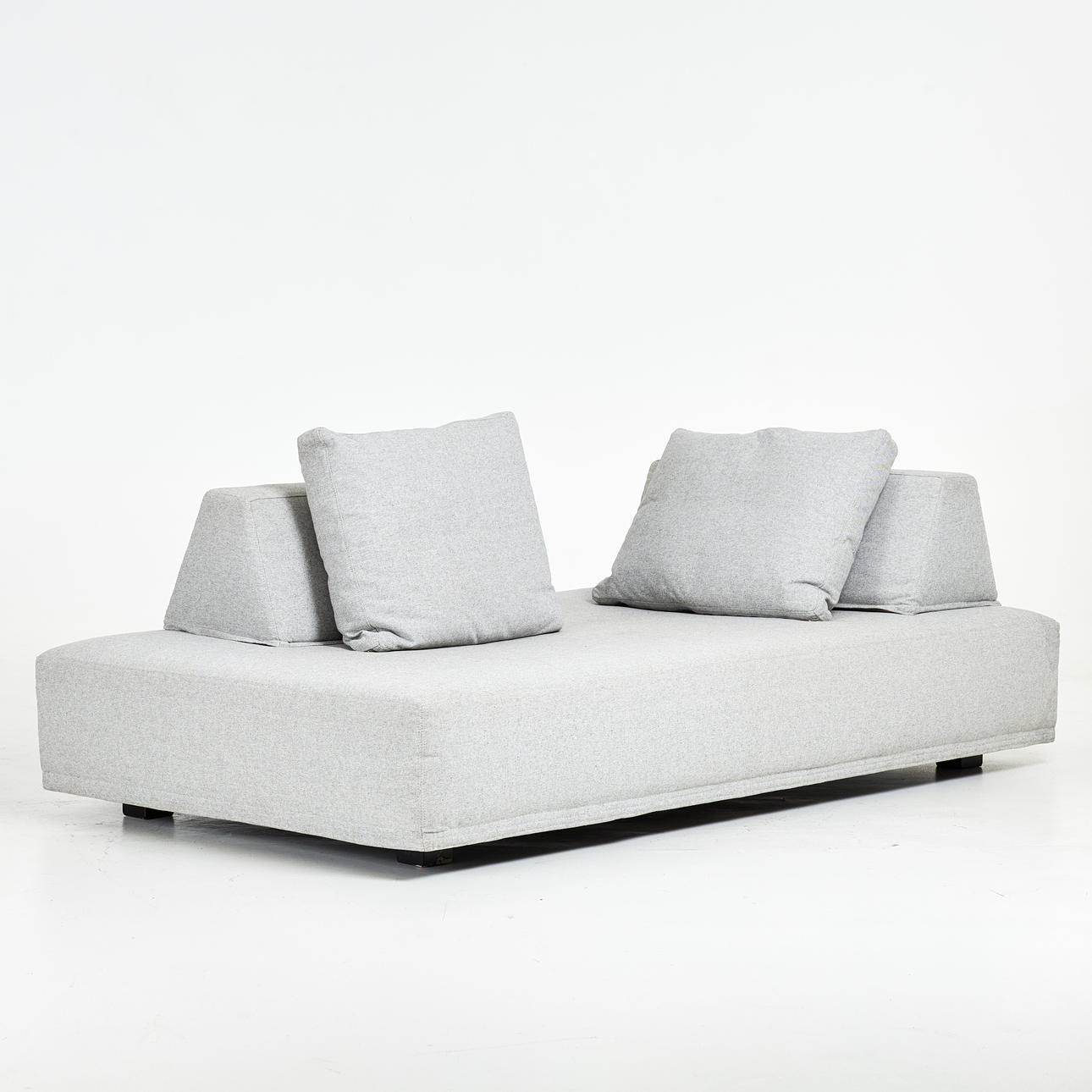 DAYBED, “Playground”, Eilersen.