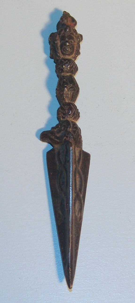 TIBETANSKA PHURBA OCH KARTIK 18/19-talet.