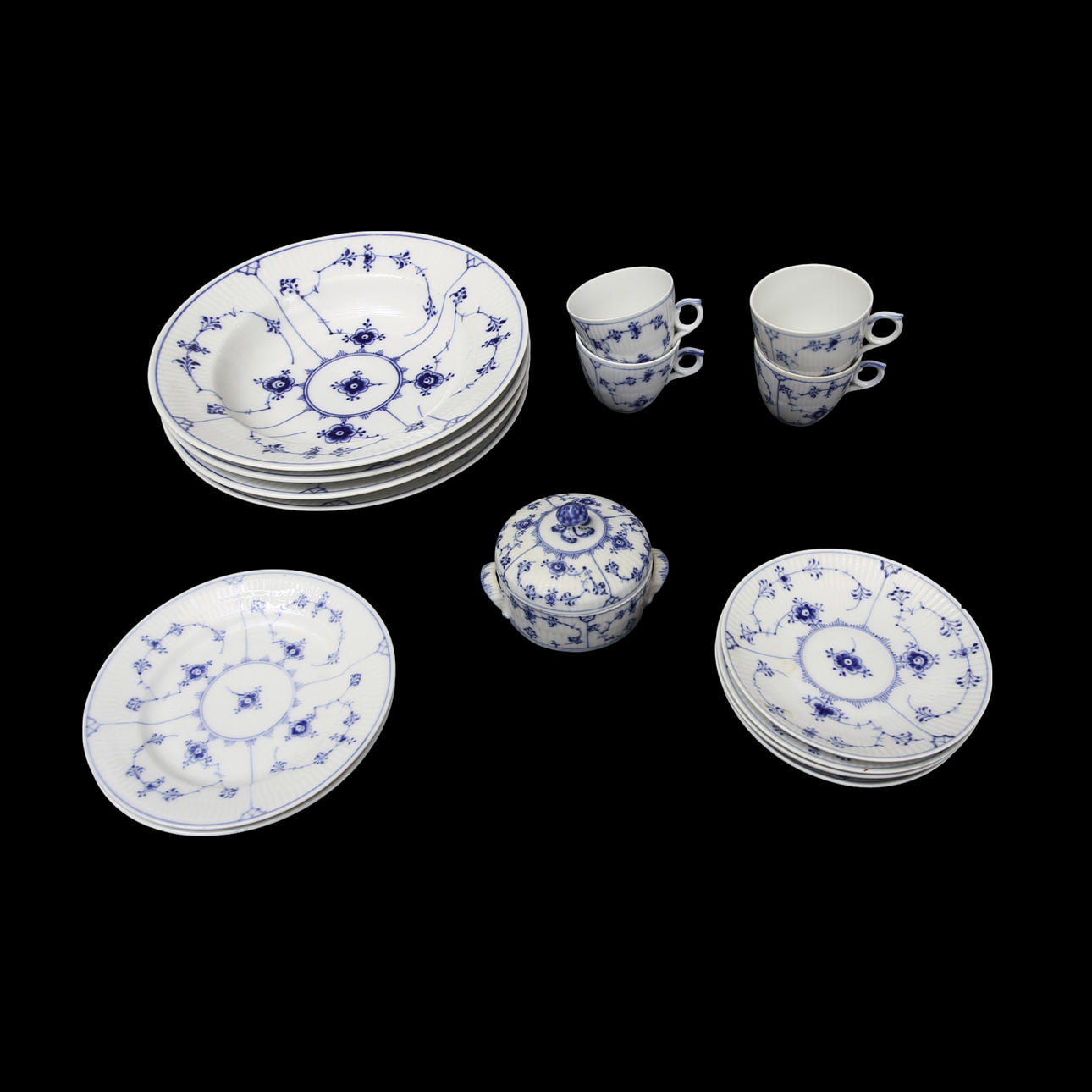 TABLEWARE, porcelain, Musselmalet, Royal Copenhagen.
