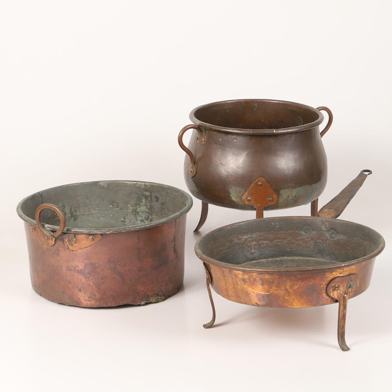 GRYTOR, 3 stycken, koppar, 1800/1900-tal.