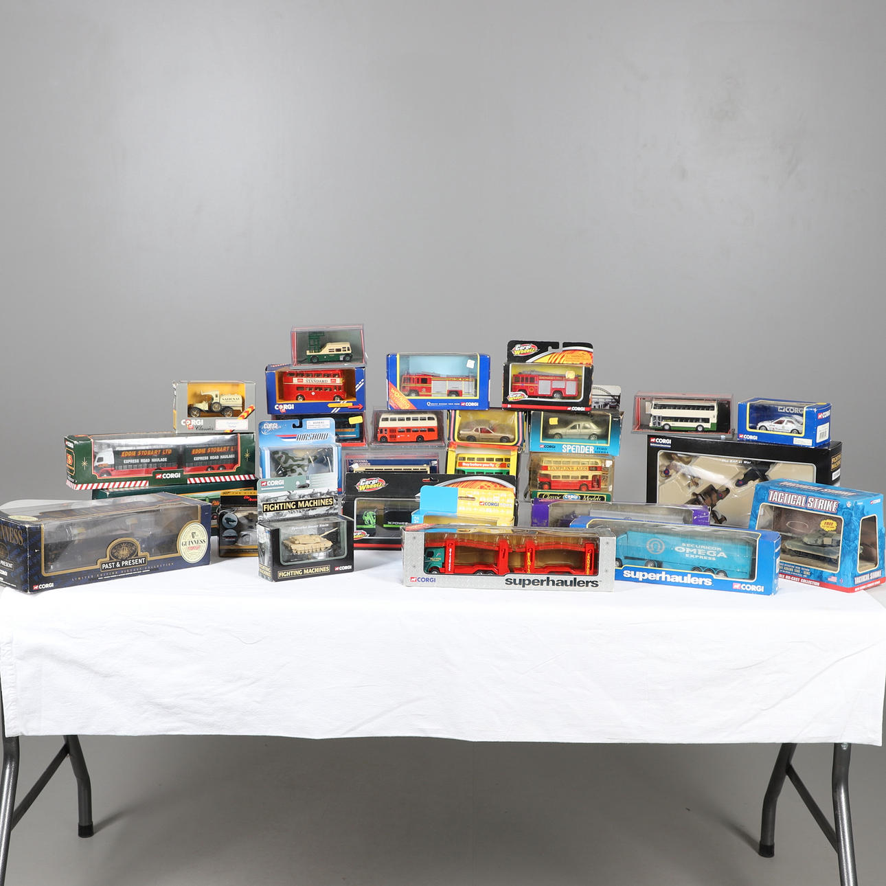 VARIOUS BOXED CORGI TOYS.