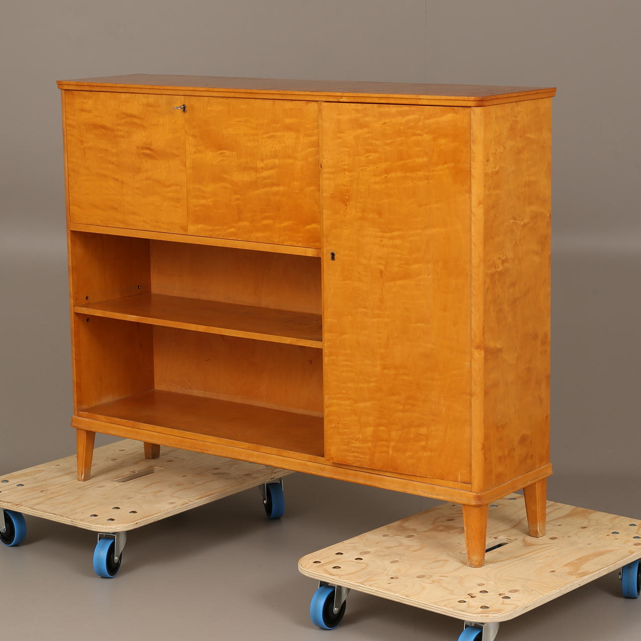 BOKHYLLA, ljus flammig björk, 1940-tal.