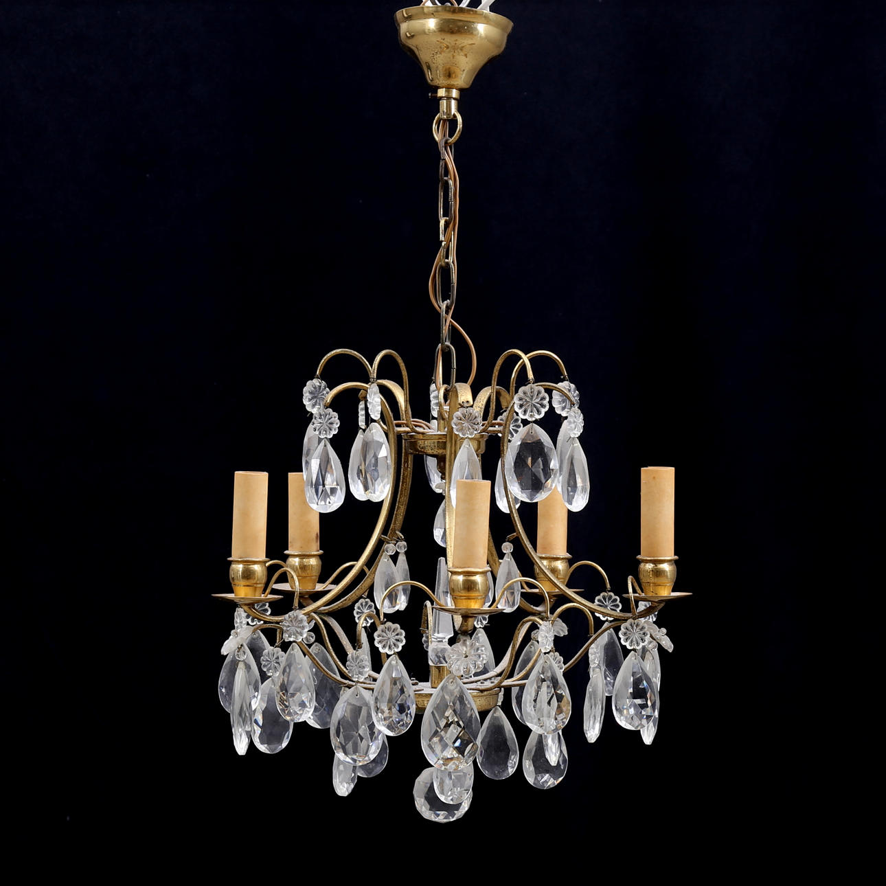 A ceiling lamp, yellow metal/prisms, 20th century.