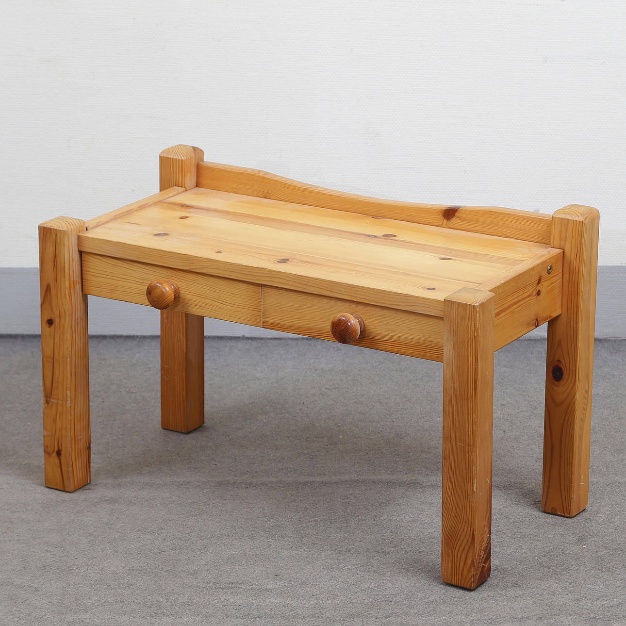 HALL FURNITURE, PINE, 1970S.