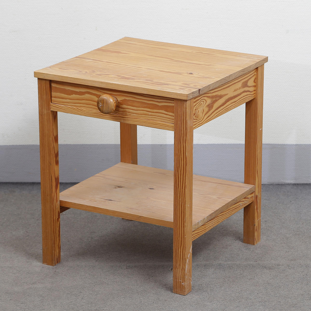BEDSIDE TABLE, PINE, 1970S/1980S.