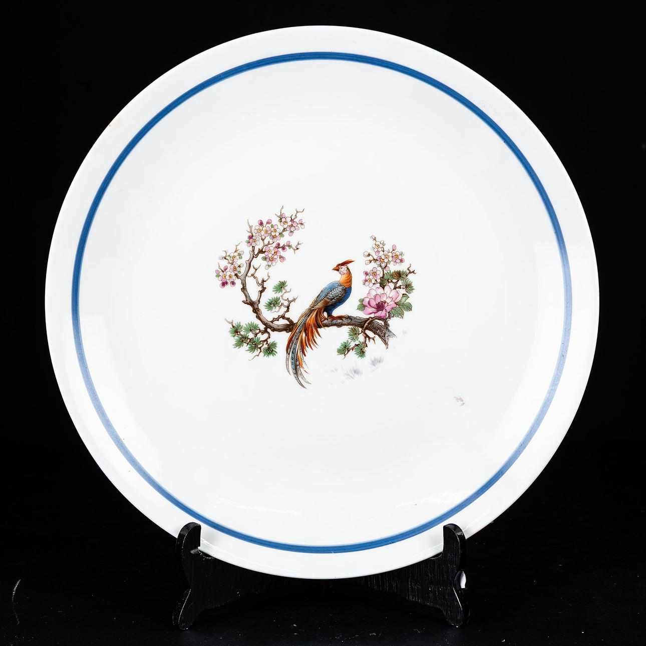 SERVING DISH, with bird motif.