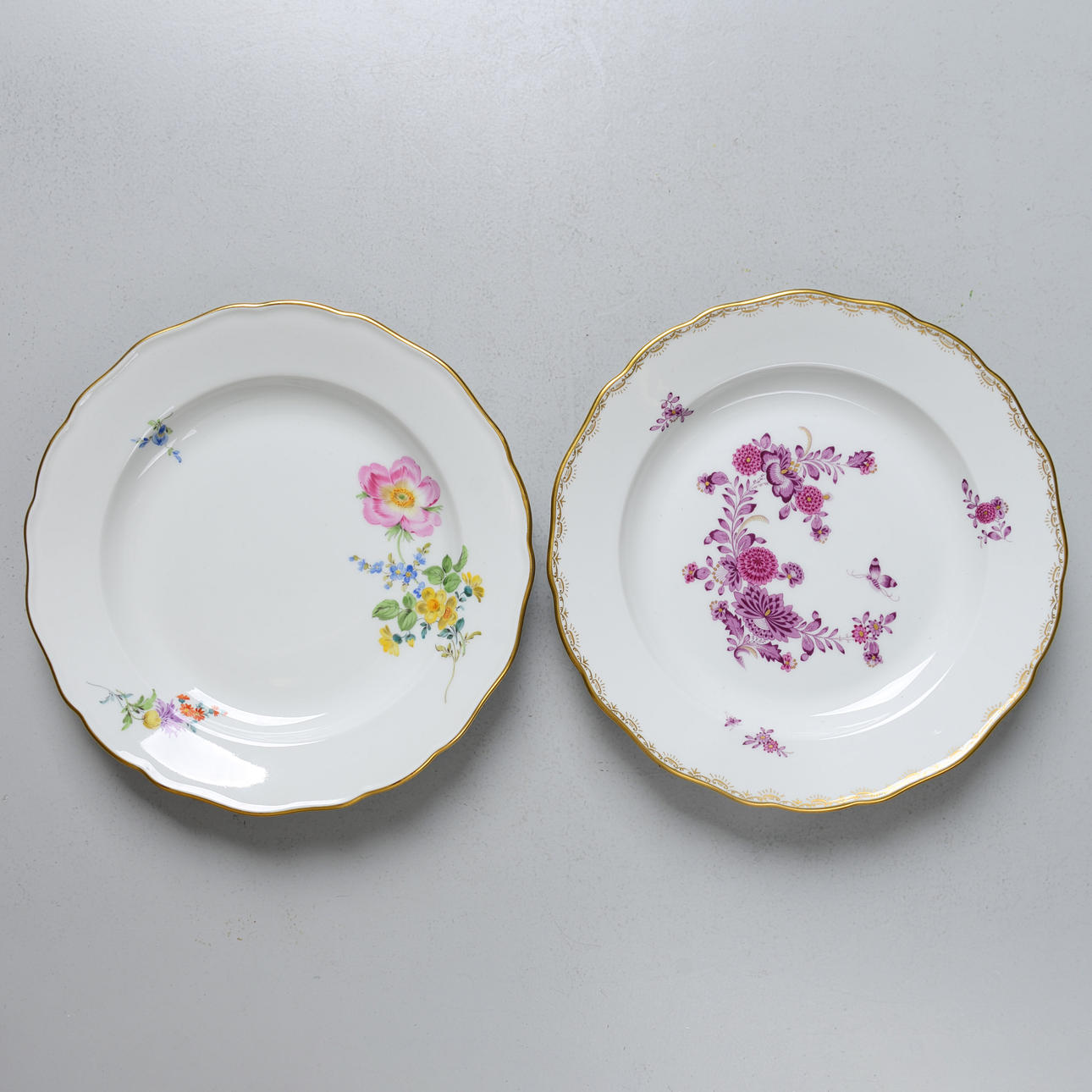 MEISSEN, two 20th century dining plates.