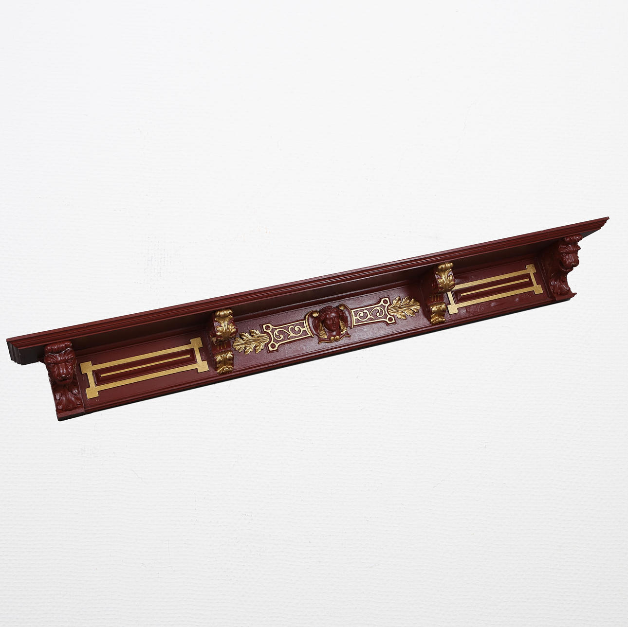 CONSOLE SHELF, CARVED AND GILDED ORNAMENTS (194 CM).