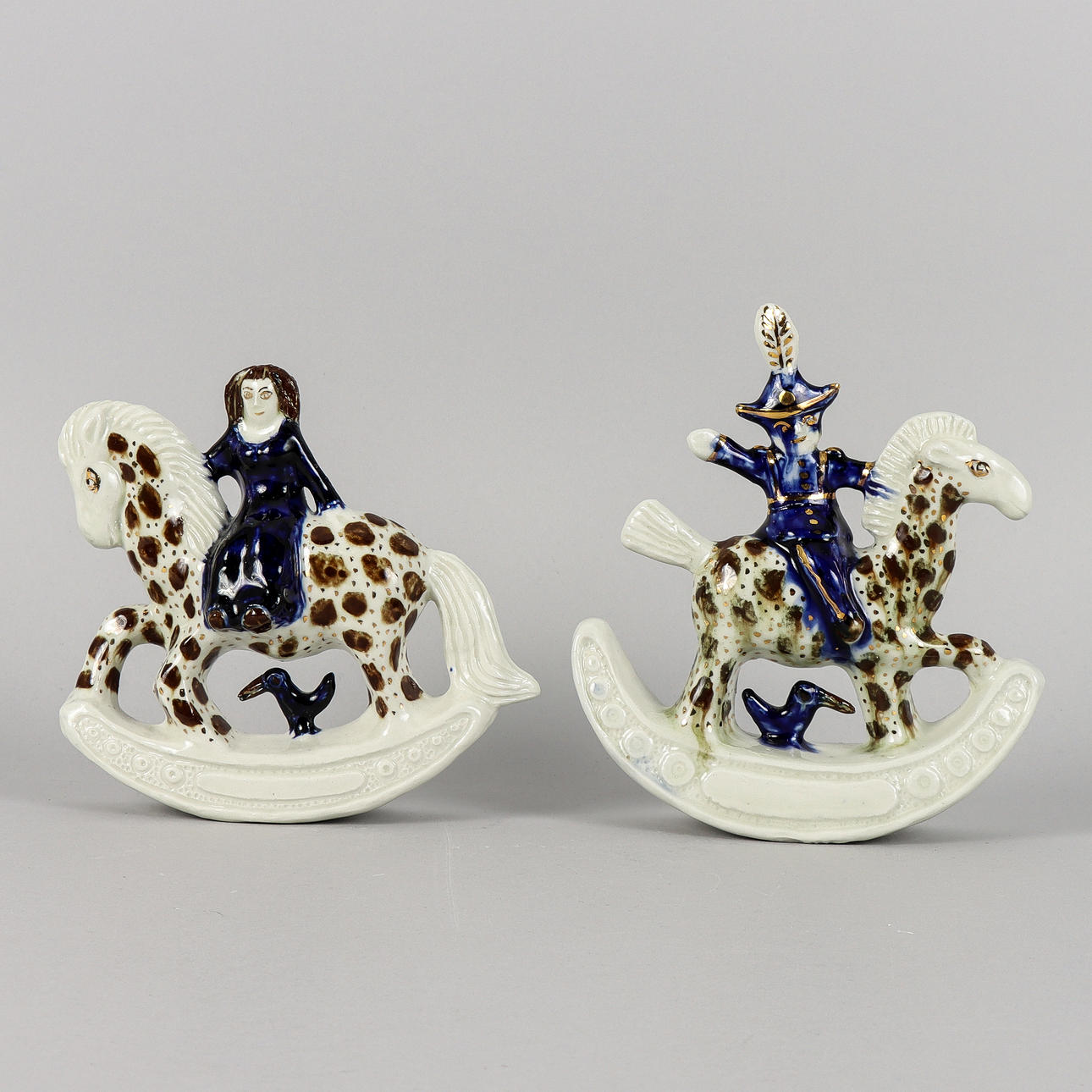 Figuras de pareja de cerámica REX STUART-BECK.