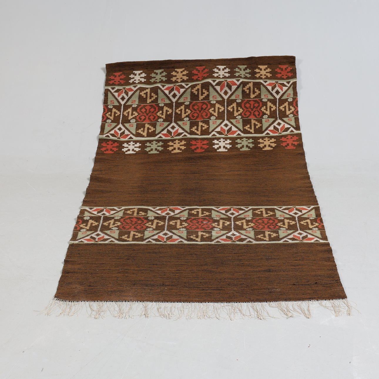 An allmoge wall covering, 20th century.