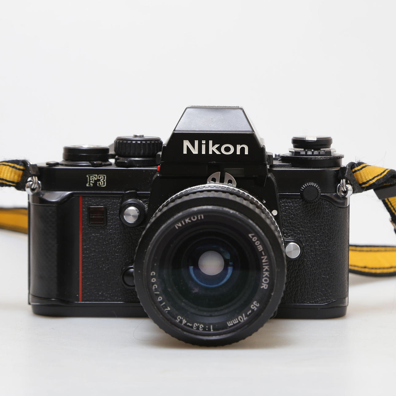 CAMERA, NIKON F3, NO 1285829, JAPAN.