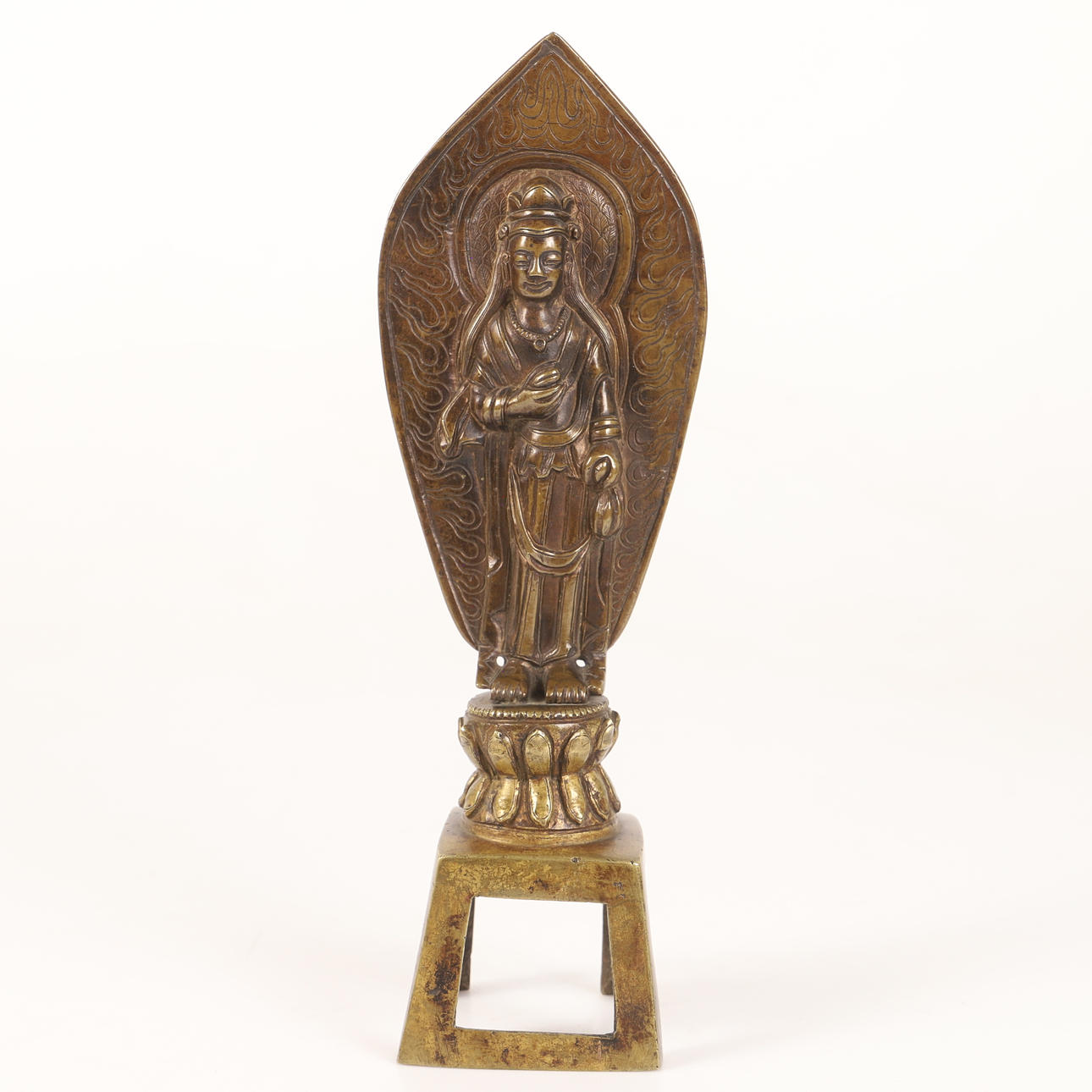 SCULPTURE, Buddha, gilt bronze, oriental.