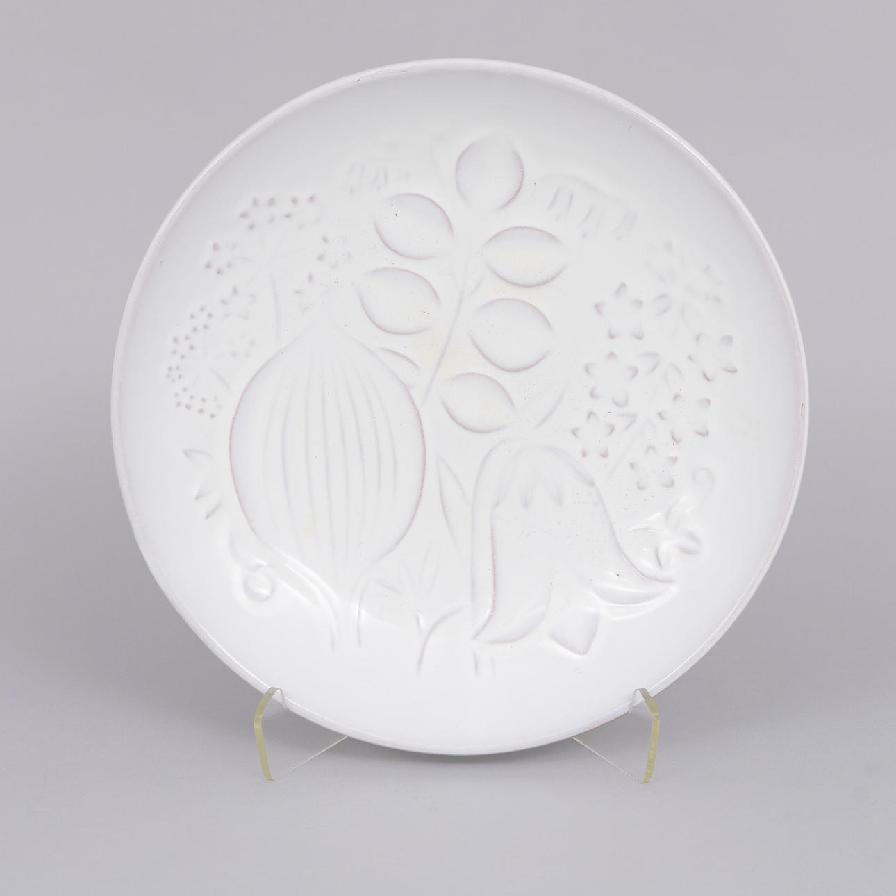 ANNA-LISA THOMSON. Saucer, glazed earthenware, Upsala Ekeby.