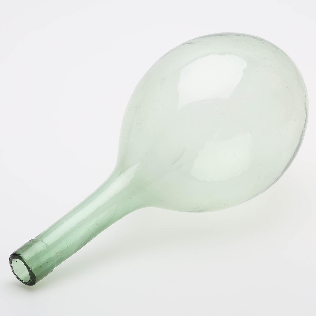 Una botella, siglo 1700/XIX.