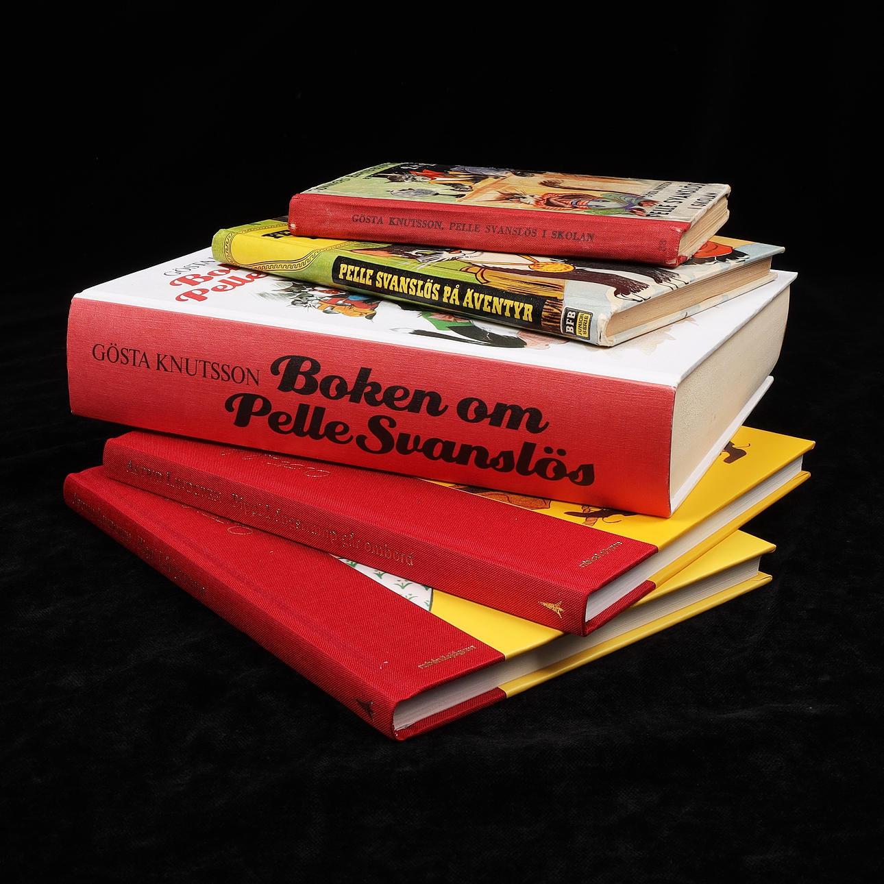 PIPPI LANGSTRØMPE OG PELLE TAVANSELESS, 5 bøger, 1900/2000'erne.