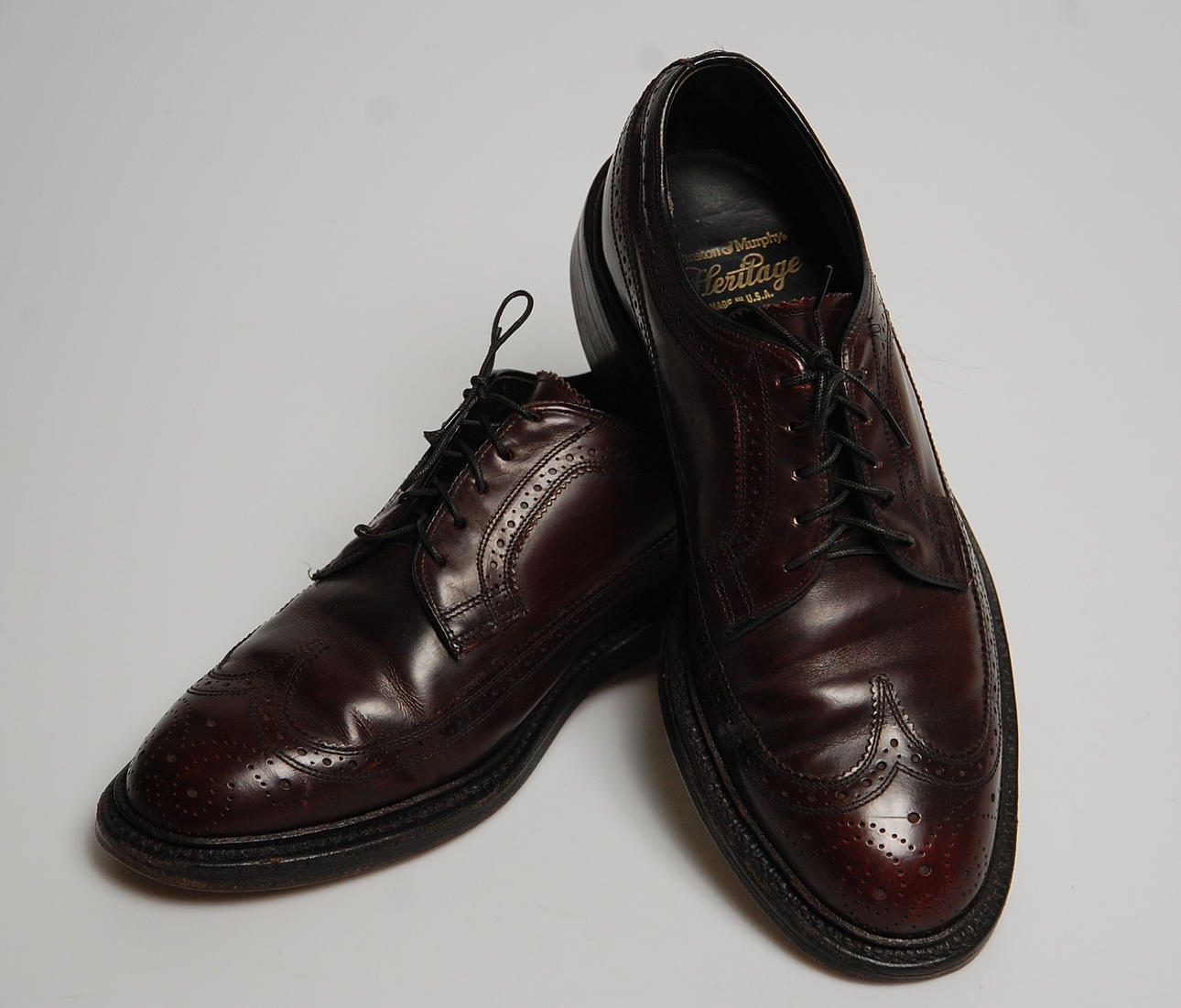 HERRSKOR, Johnston & Murphy.