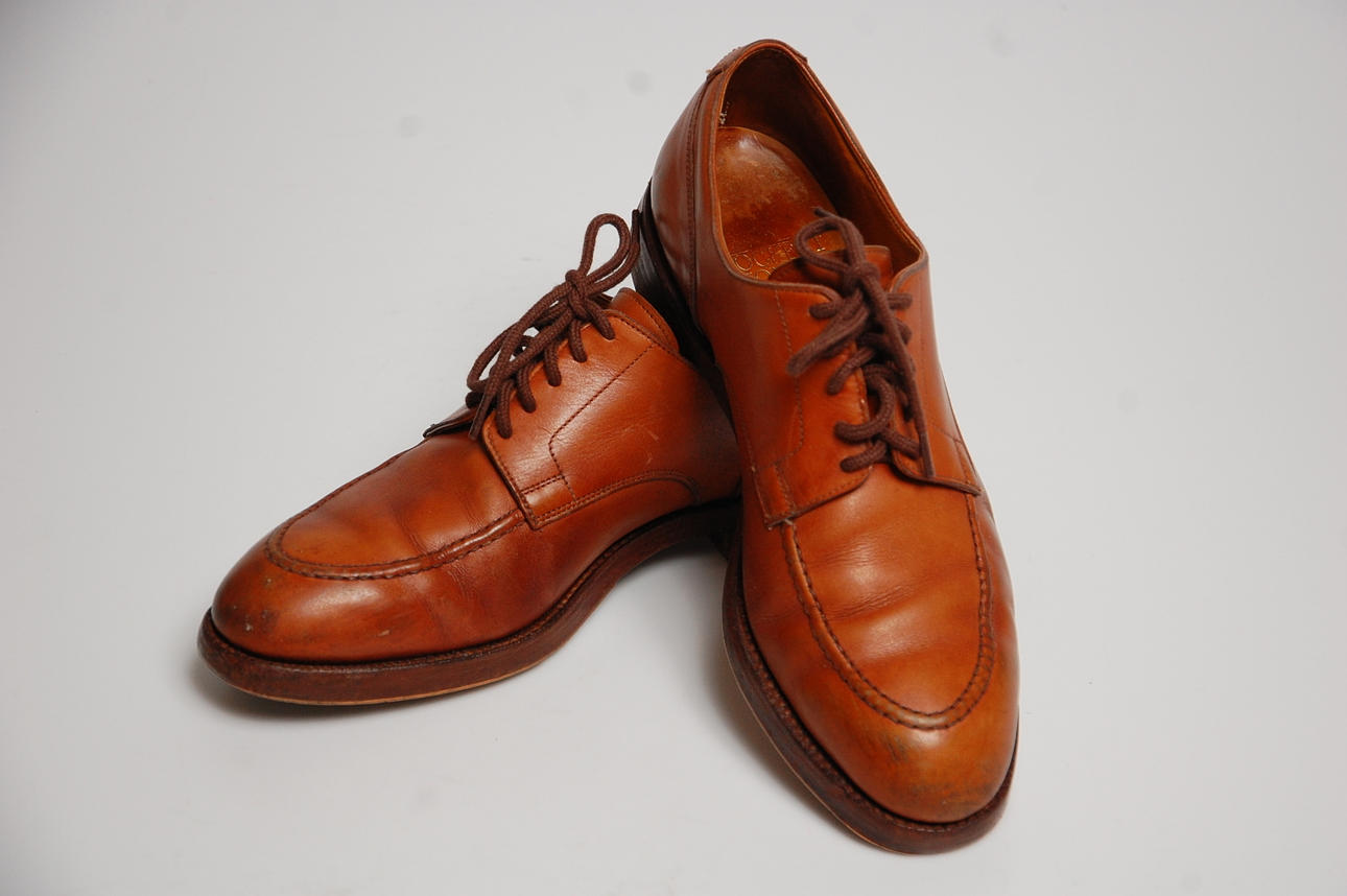 HERRSKOR, Crocket & Jones.