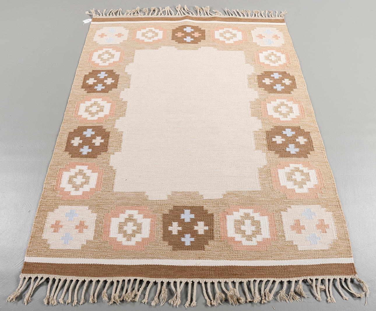 CARPET Yarn, 200x140 cm.