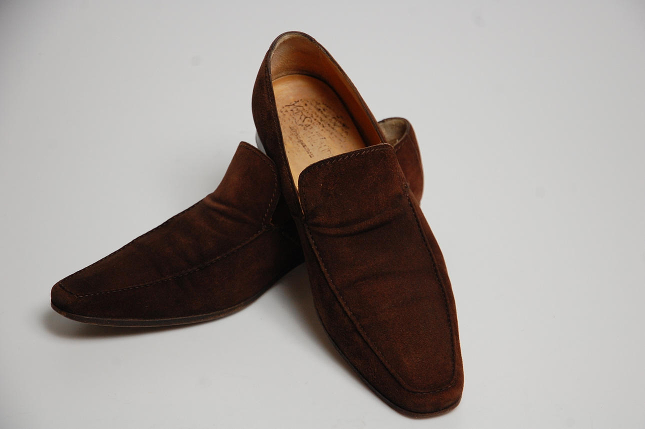 HERRSKOR, Yves Saint Laurent.