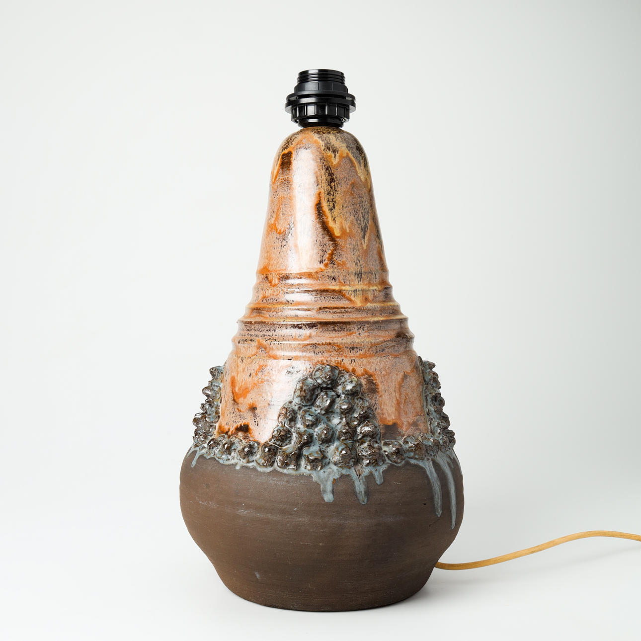 Ceramic table lamp made of partially glazed stoneware. Unknown designer. Denmark.