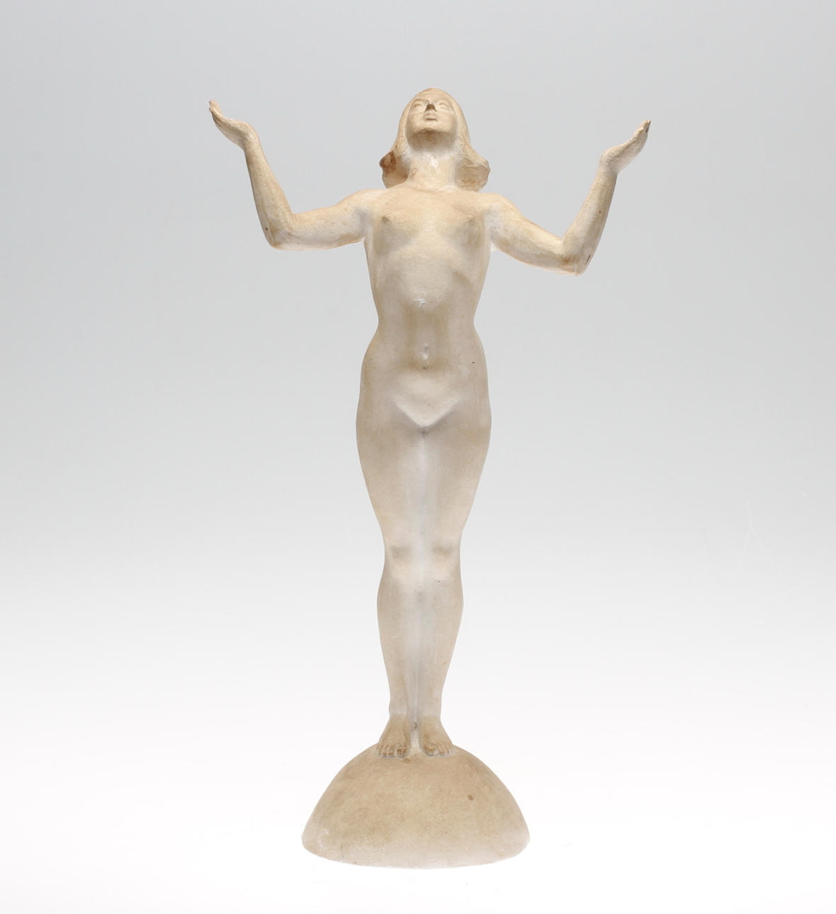 CARIN NILSON(1884-1973). Skulptur, gips, signerad och daterad 1930.