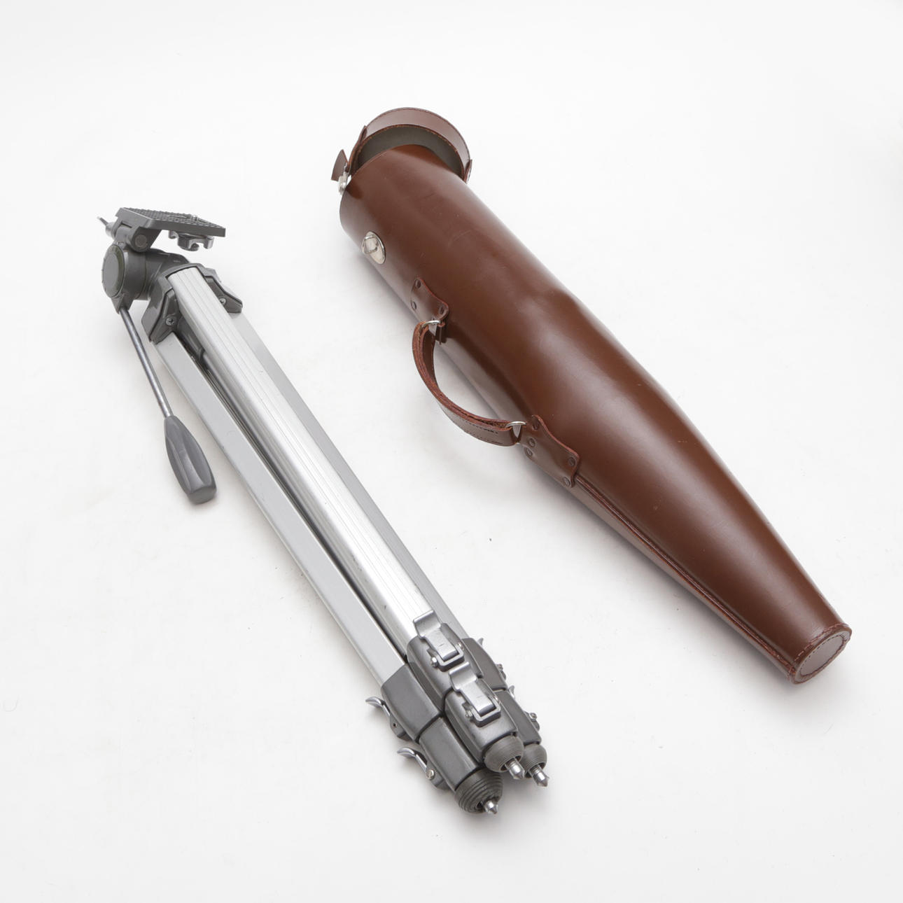 FERNGLAS mit STATIV, Hensoldt, Dialyte, 40 x 60.