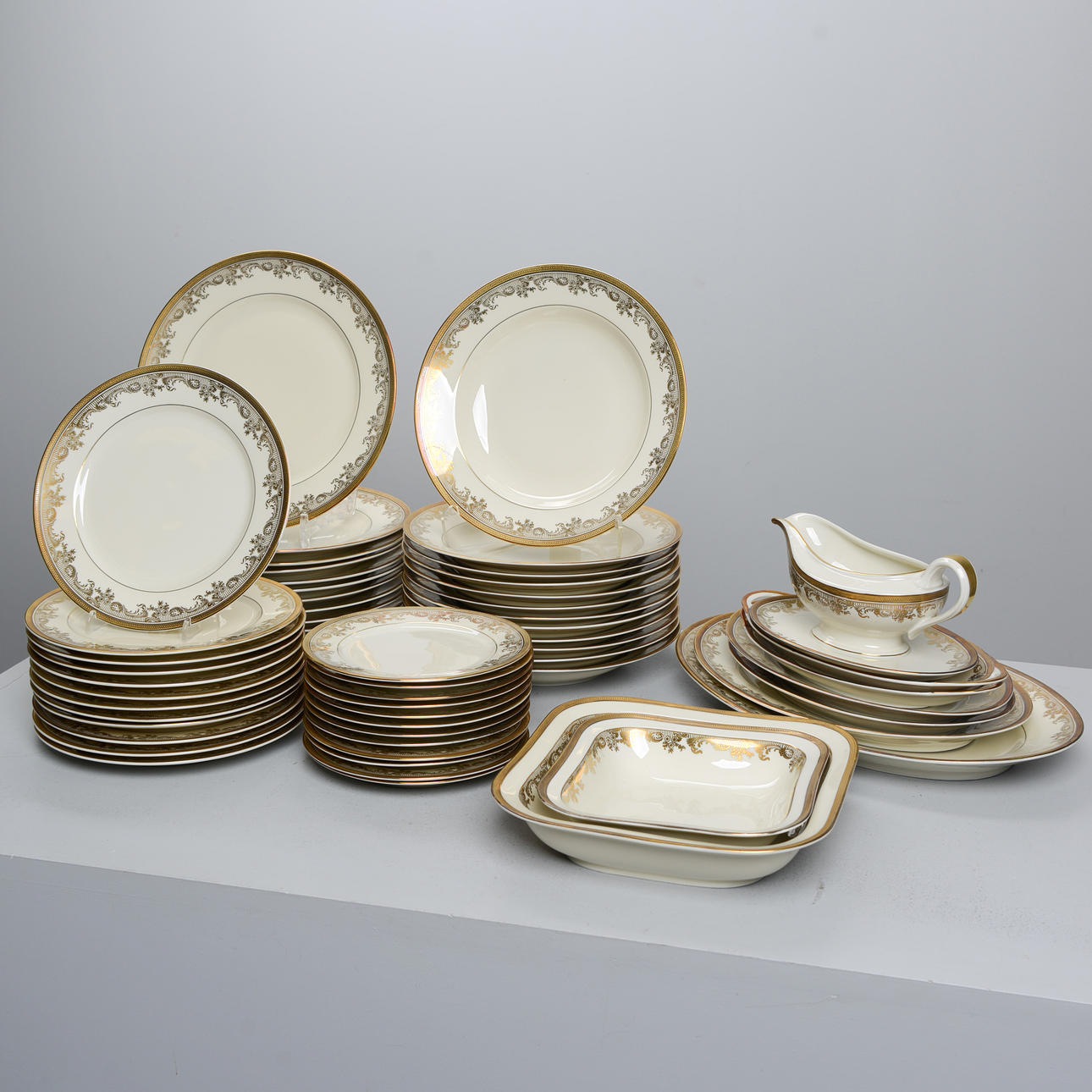 TABLEWARE PARTS, 57 pieces, Thomas Germany.