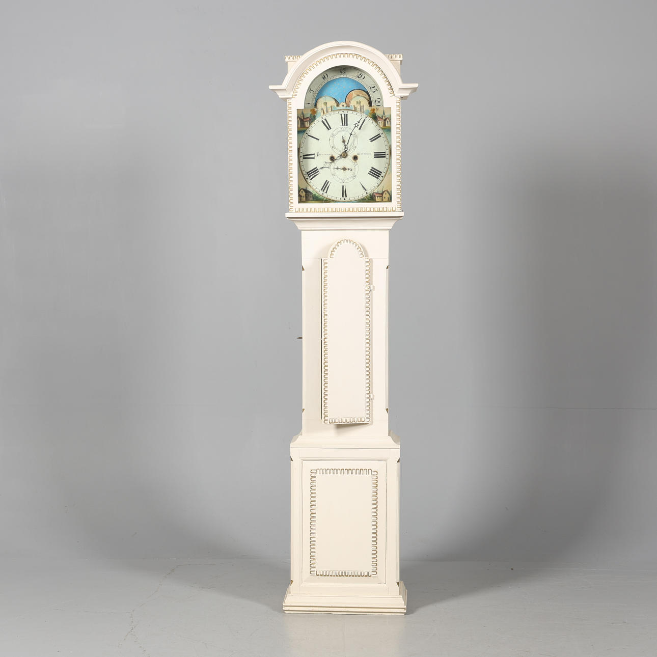 RELOJ DE SUELO, madera pintada.