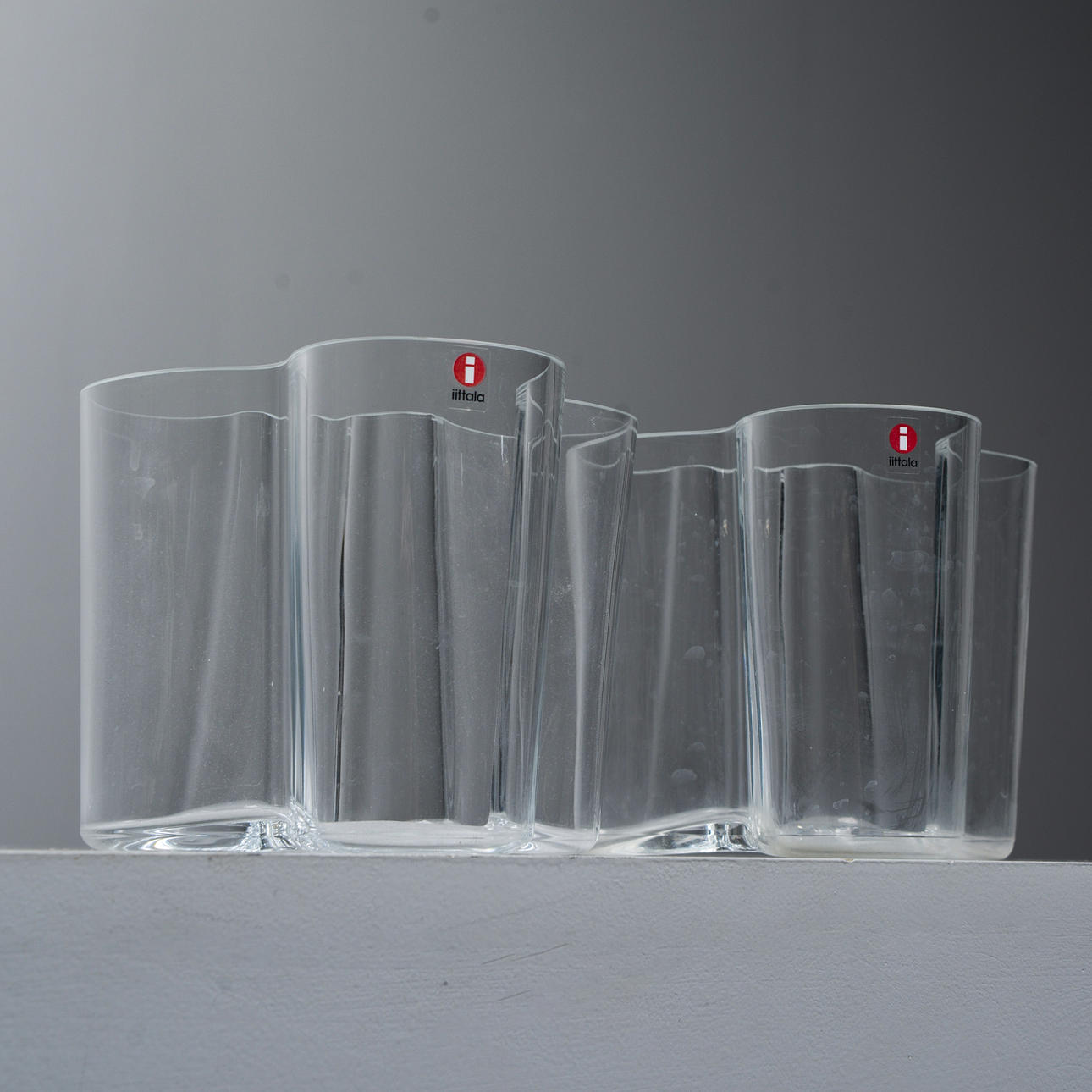 ALVAR AALTO. A set of 2 “Savoy” vases, Iittala.