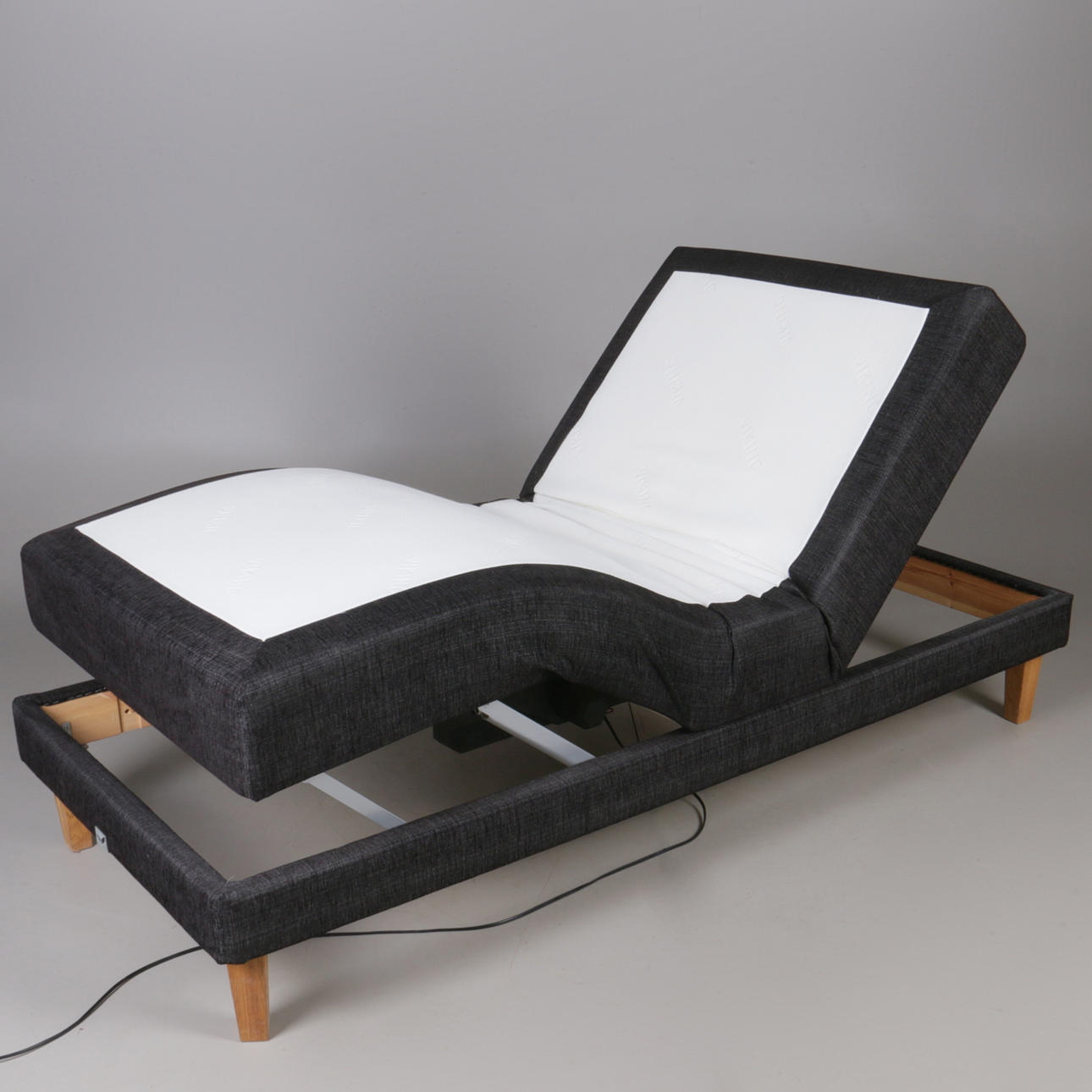 SÄNG, ställbar, "Balder", Viking, 90 x 200 cm.