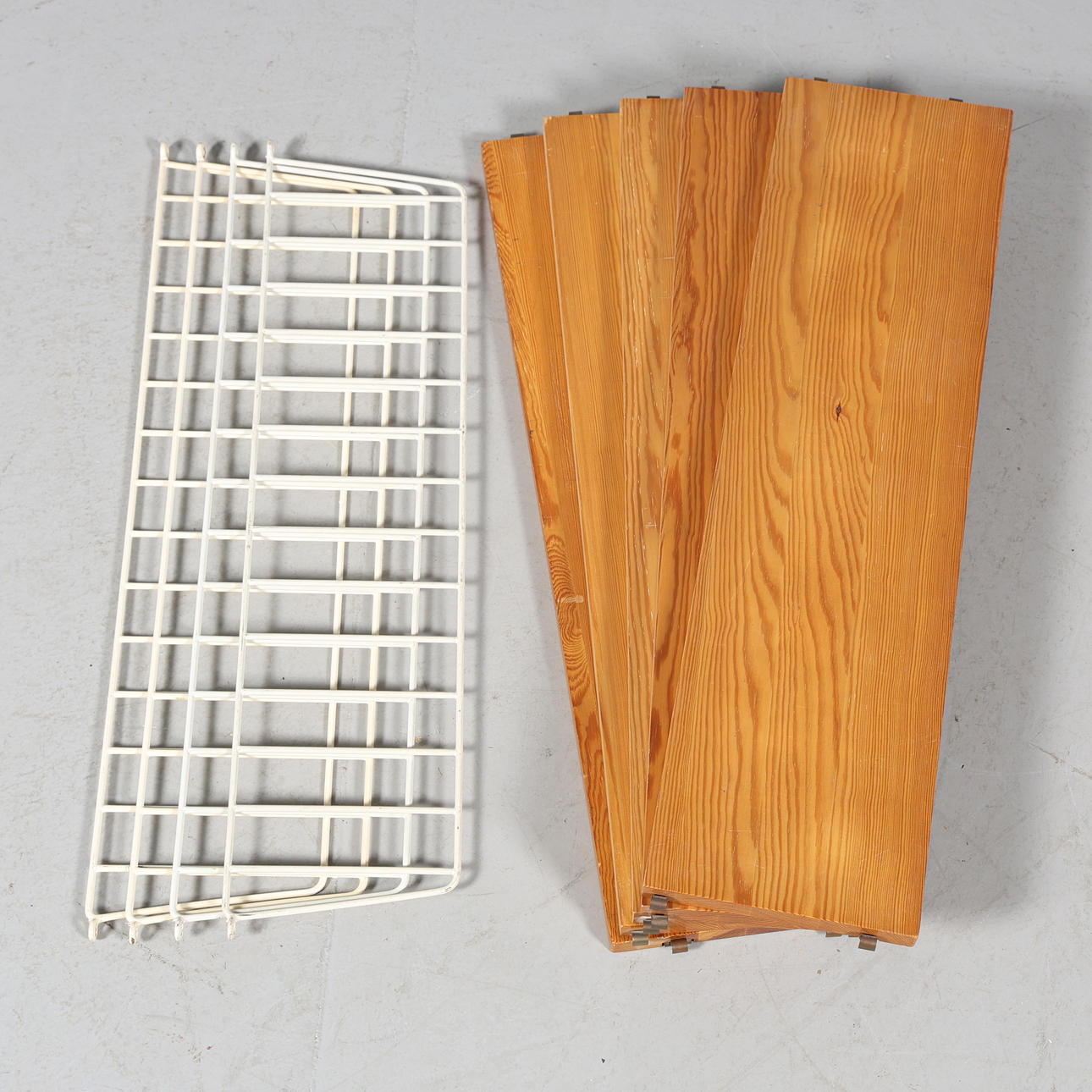 STRING SHELF, „BFB-Regal“, 5 Regale.