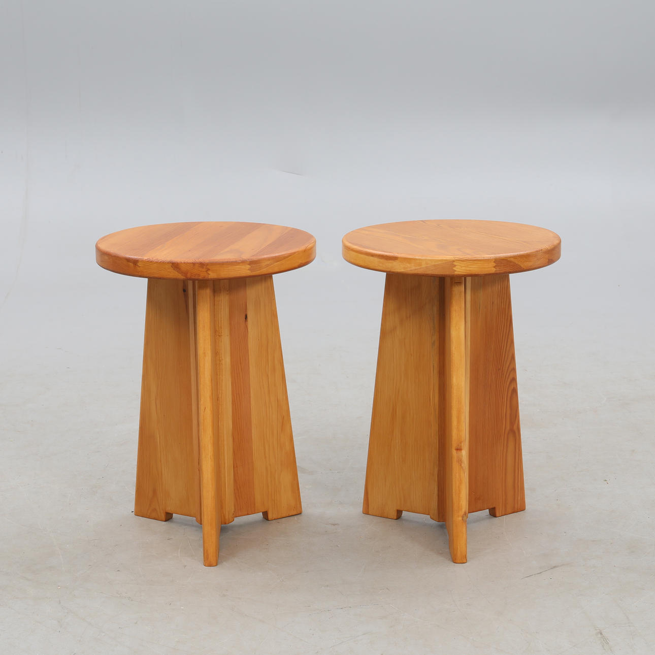 PALLETS, a pair, pine.