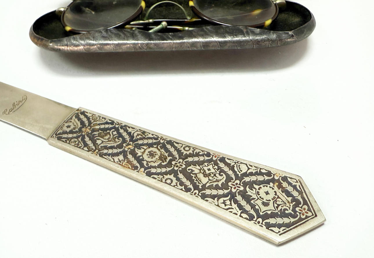 LETTER OPENER “Cabiri” - READING GLASSES with case.