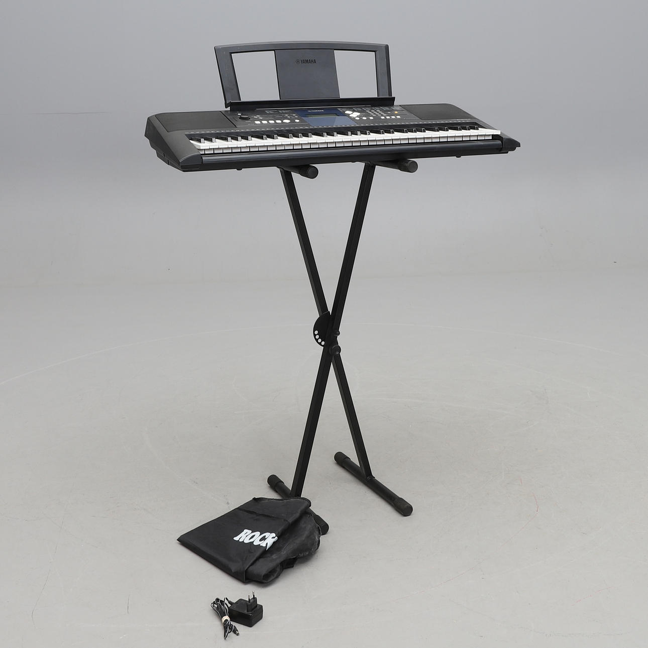 KEYBOARD, Yamaha PSR-E333, with stand and accessories.