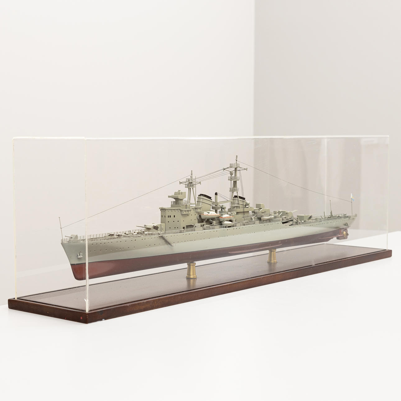 HMS CRUISER “TRE KRONOR”, Sweden, ship model in scale 1:200.