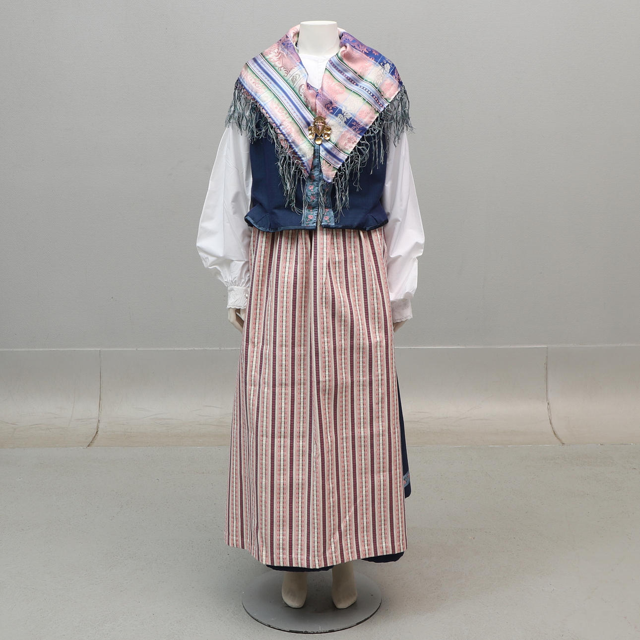 KANSANPUKU, 8 kpl, Blekinge, 1900-luku.