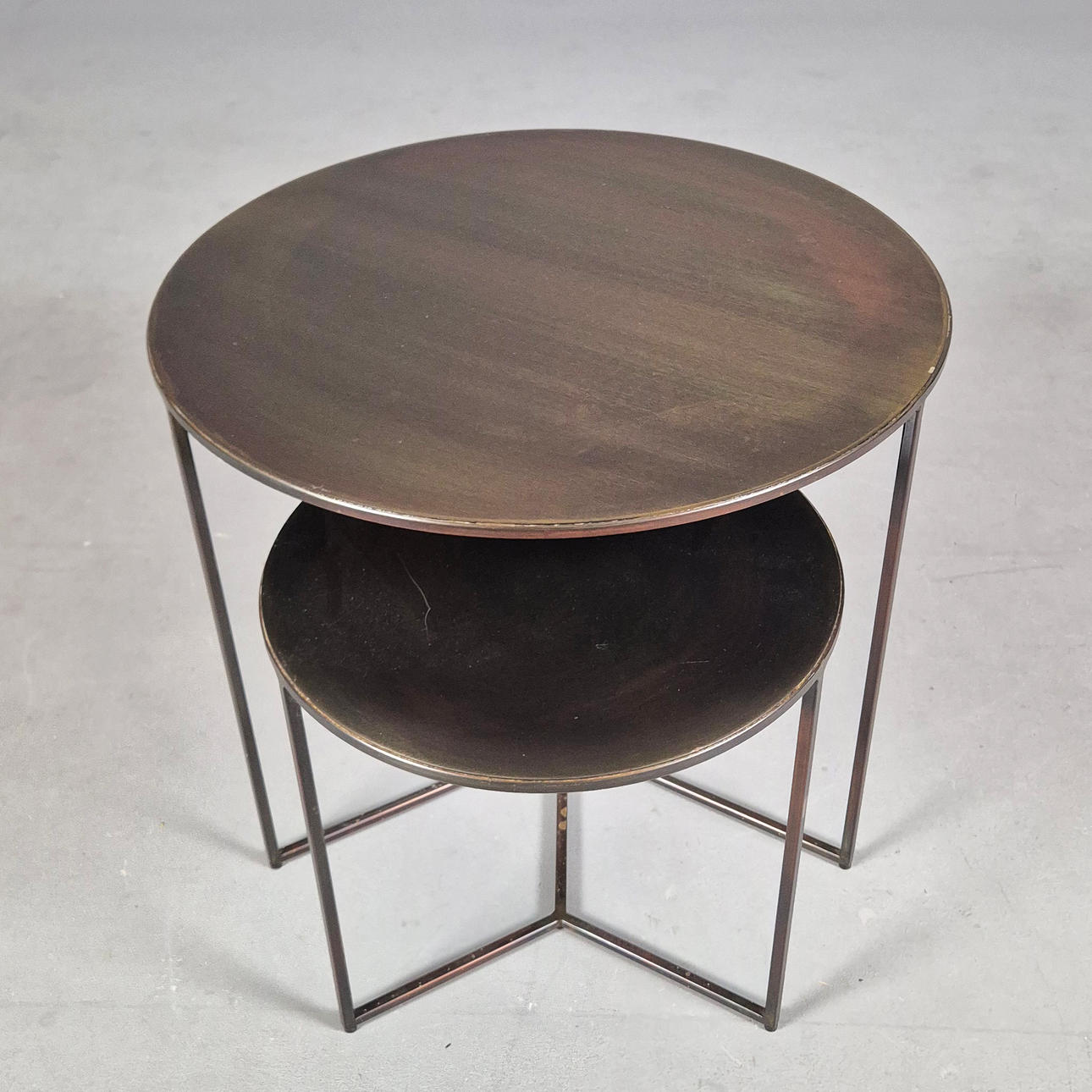 GRADUATED PAIR OF SIDE TABLES. (2).