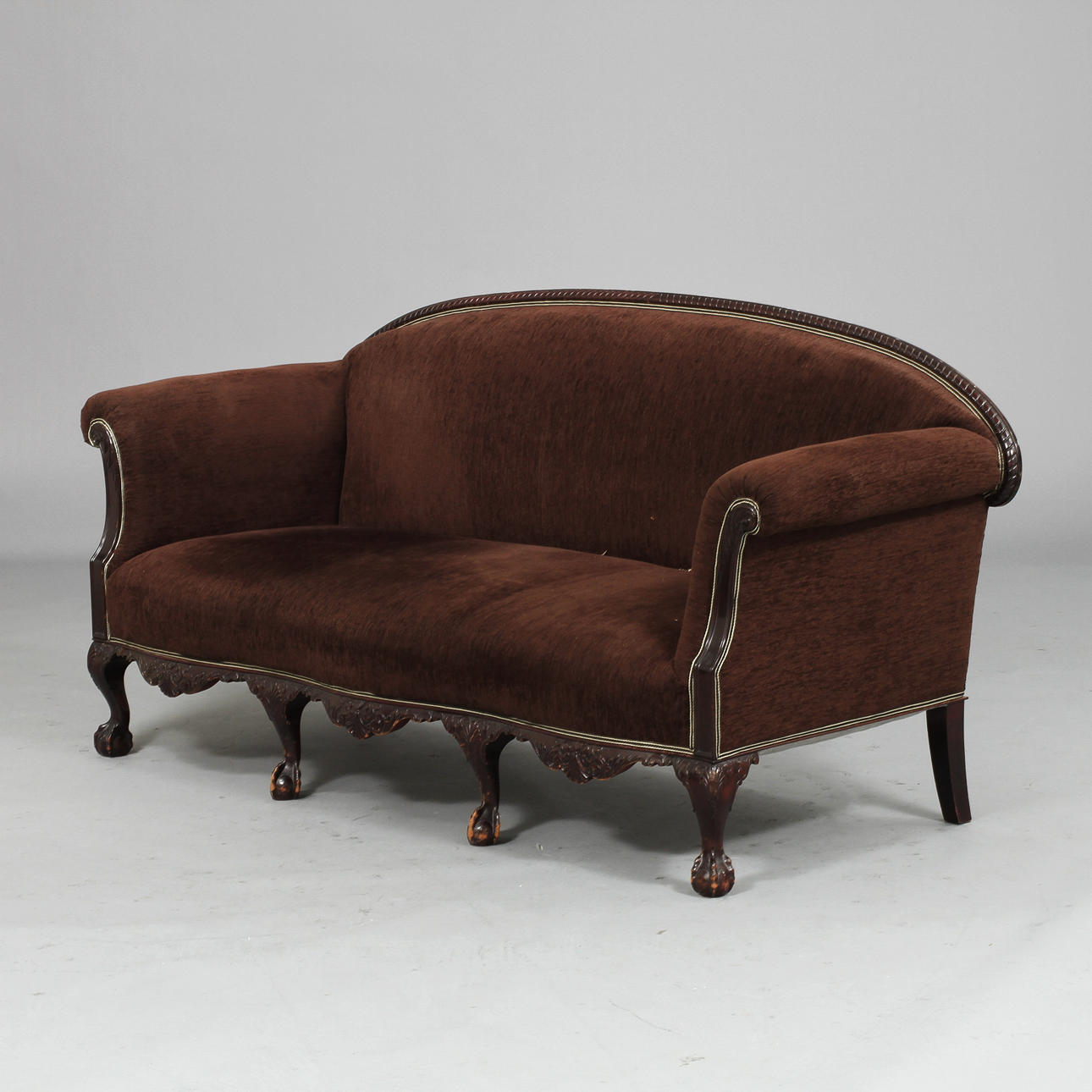 SOFFA samt FÅTÖLJER, 2 st, chippendalestil, 1900-tal.