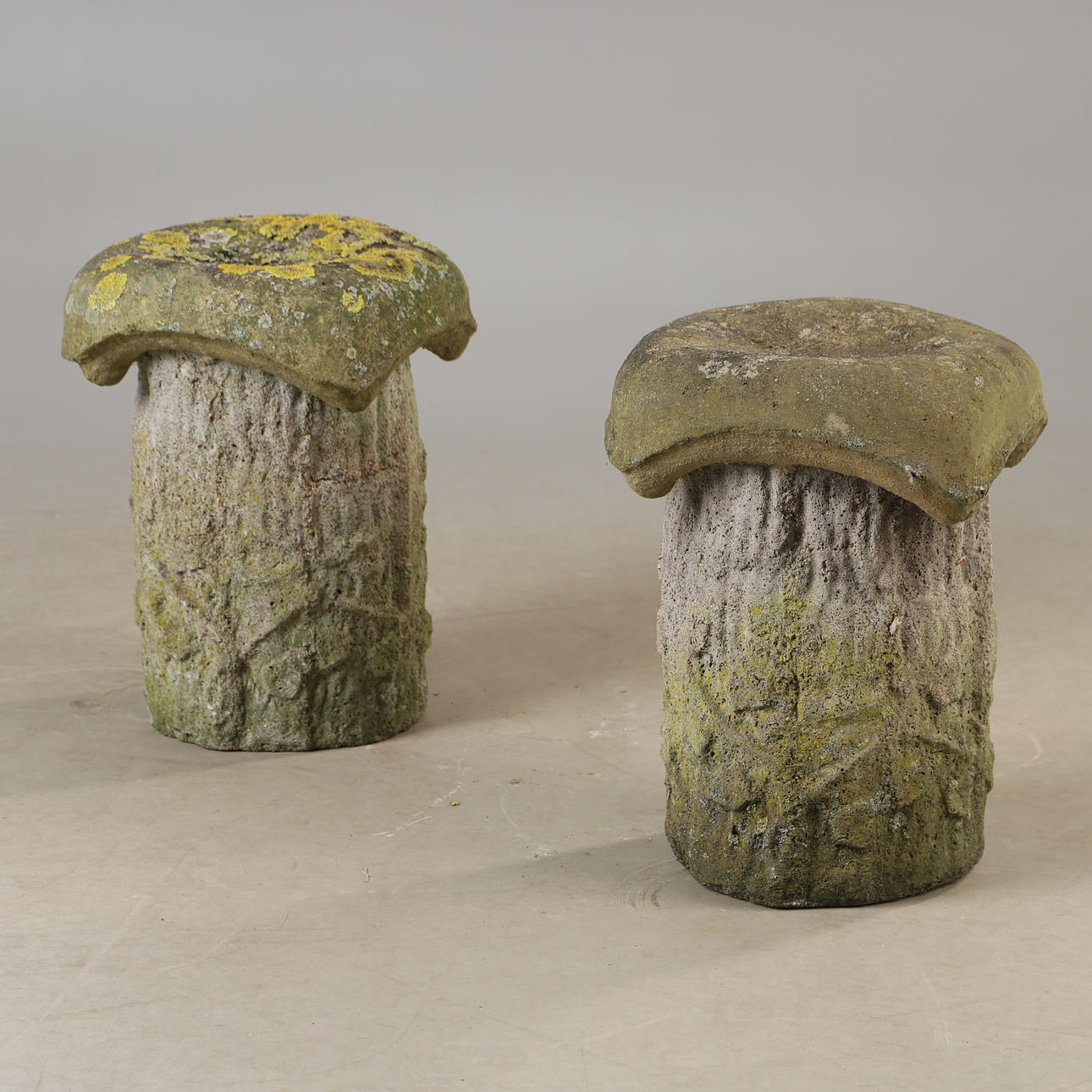 PALLETS, 1 pair, concrete, copies by Höganäs.