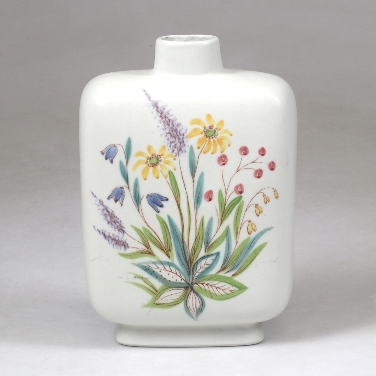 CARL HARRY STÅLHANE, un jarrón de gres, Rörstrand.