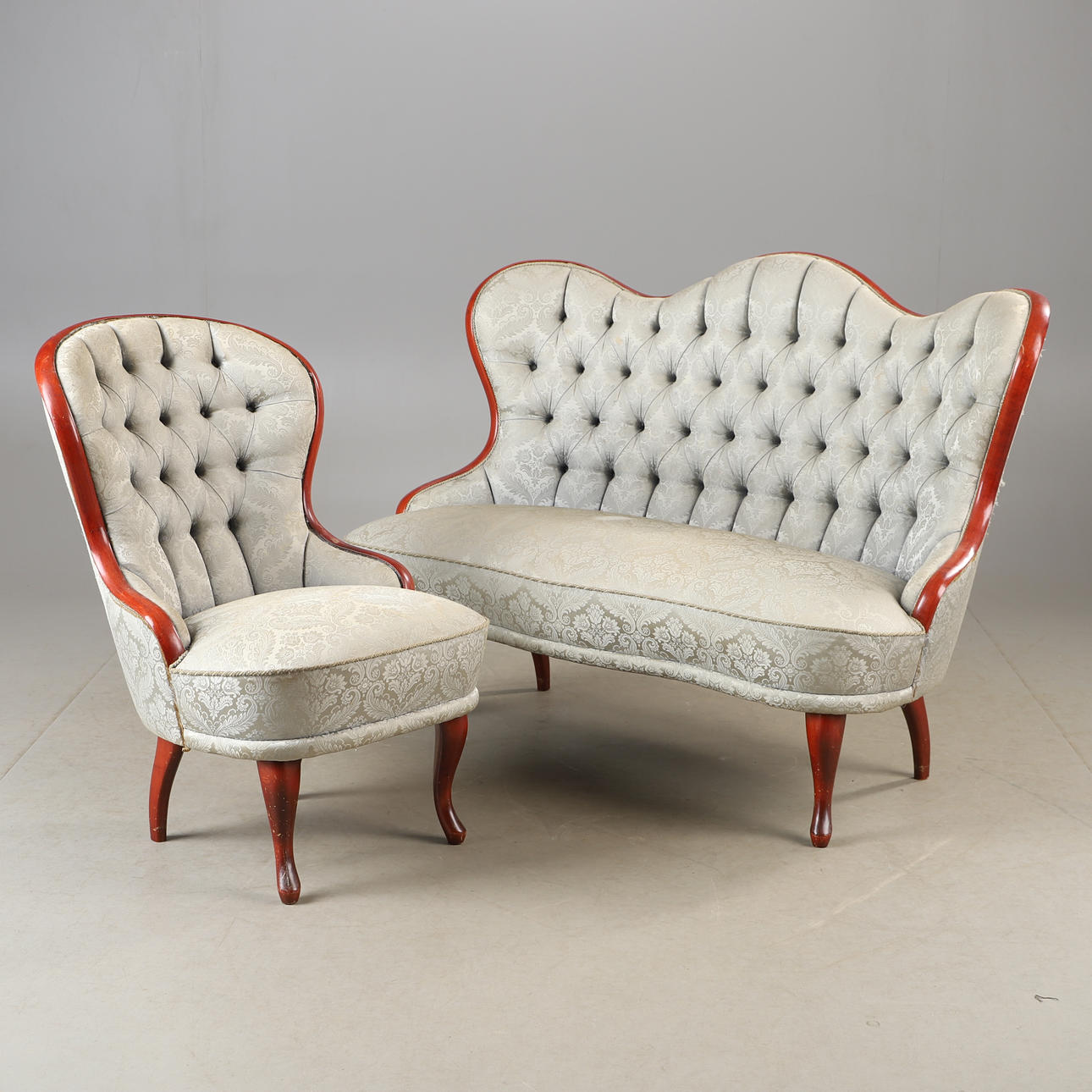 JUEGO DE SOFÁS, 3 piezas, caoba con tapicería textil, estilo rococó.