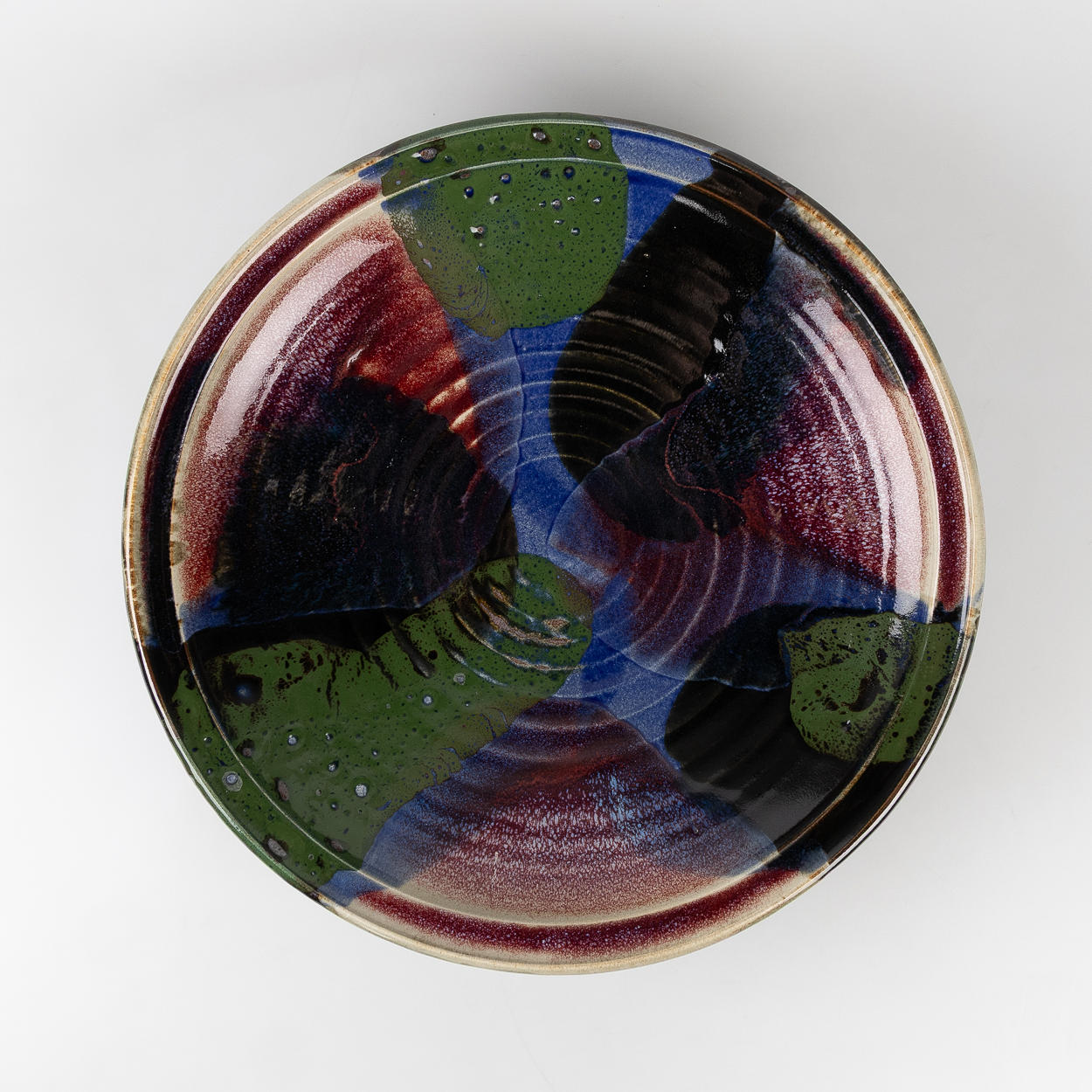 TOMAS ANAGRIUS. Saucer, glazed stoneware, signed.