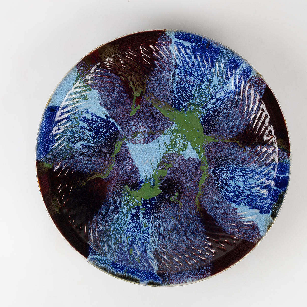 TOMAS ANAGRIUS. Saucer, glazed stoneware, signed.