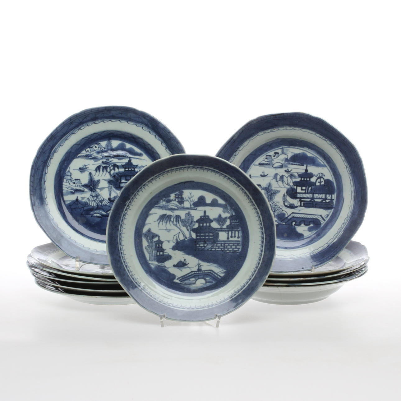 TALLRIKAR, 12 st, porslin, Kina, 17/1800-tal.