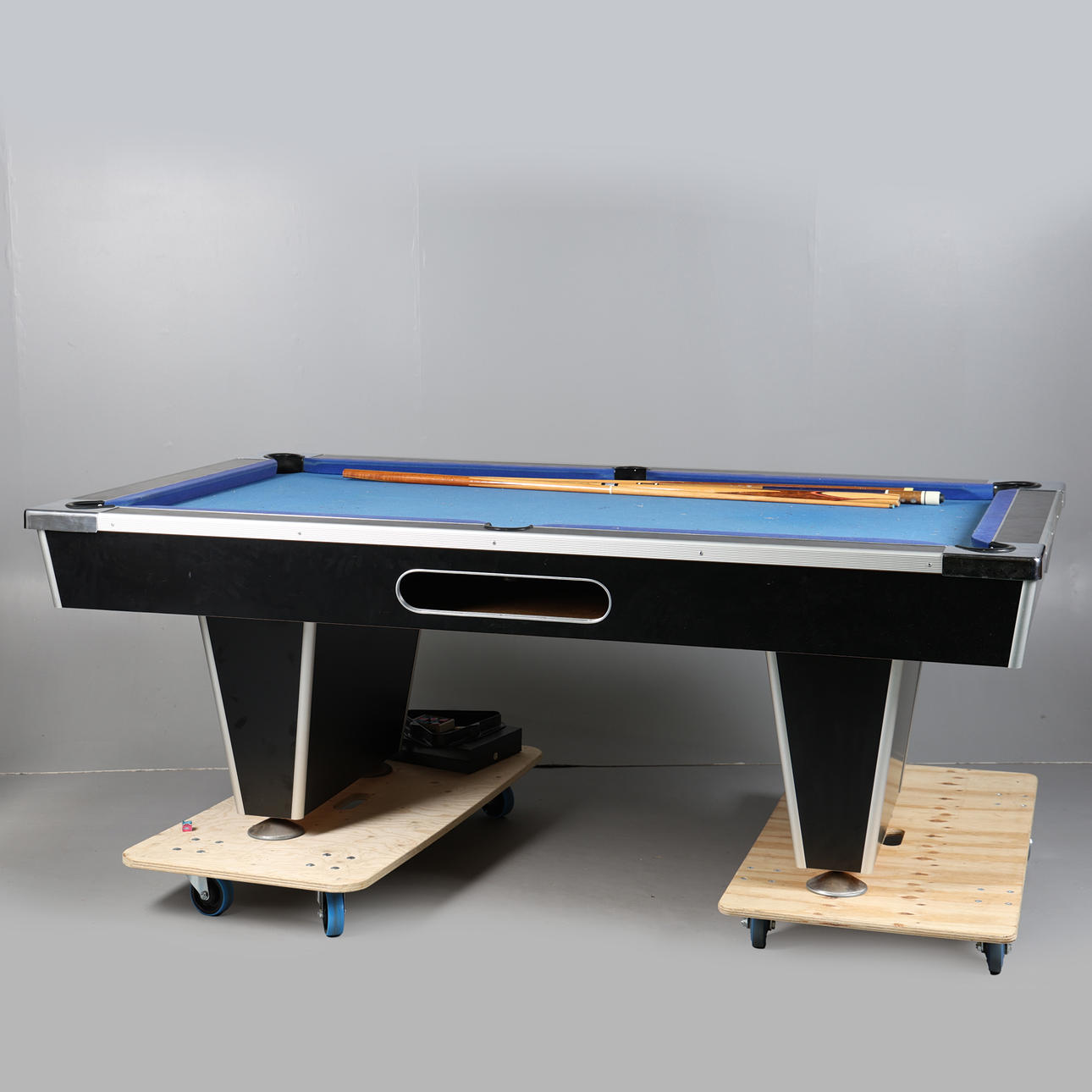 A PREMIER LEISURE POOL LTD POOL TABLE.